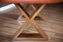 Load image into Gallery viewer, BBO Helmsley Classic Poker Table
